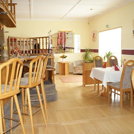 Kastanienhof Hotel Garni Zinnowitz Extérieur photo