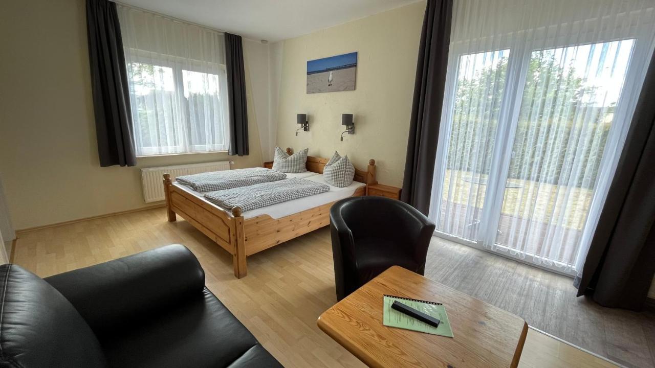 Kastanienhof Hotel Garni Zinnowitz Chambre photo
