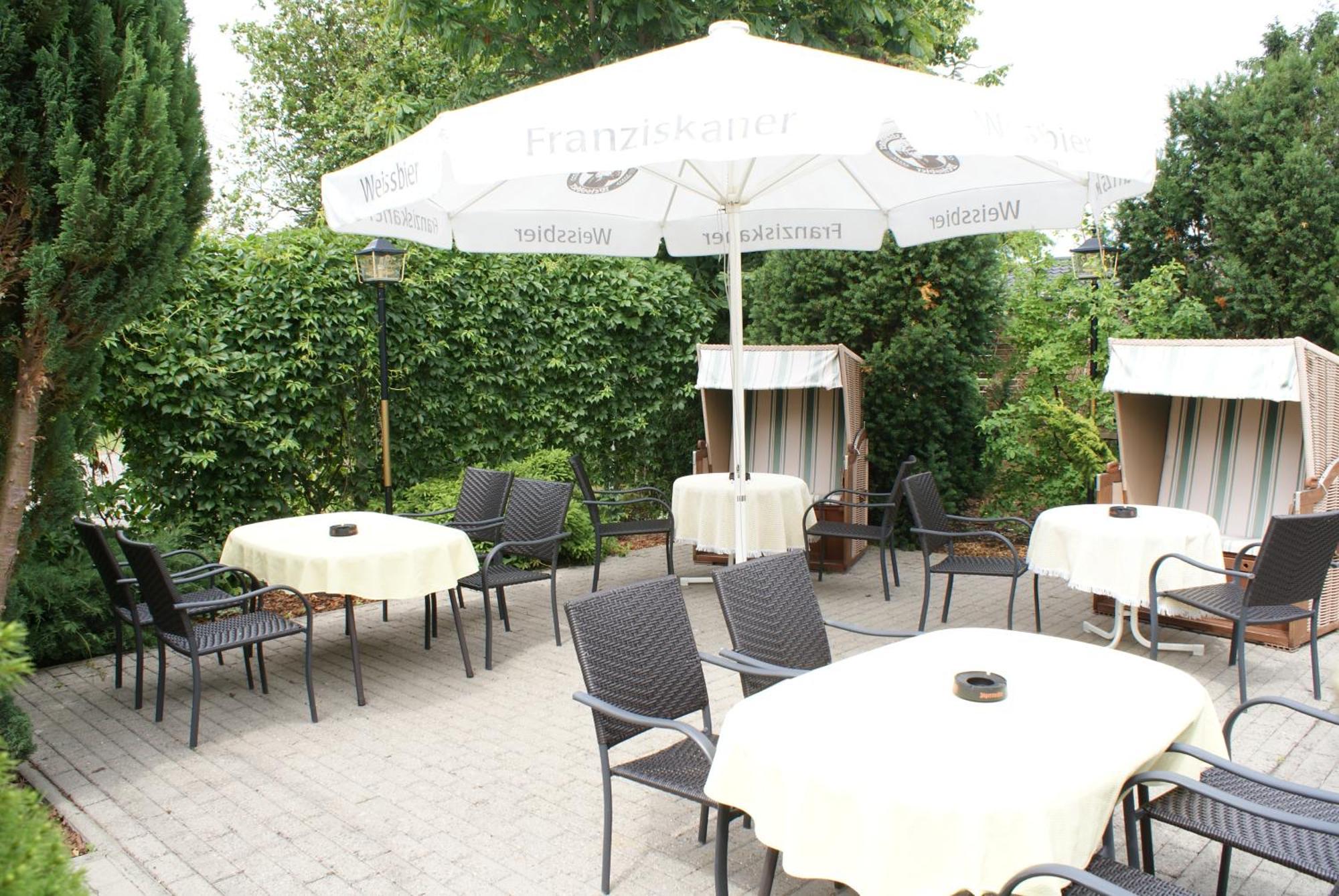 Kastanienhof Hotel Garni Zinnowitz Extérieur photo
