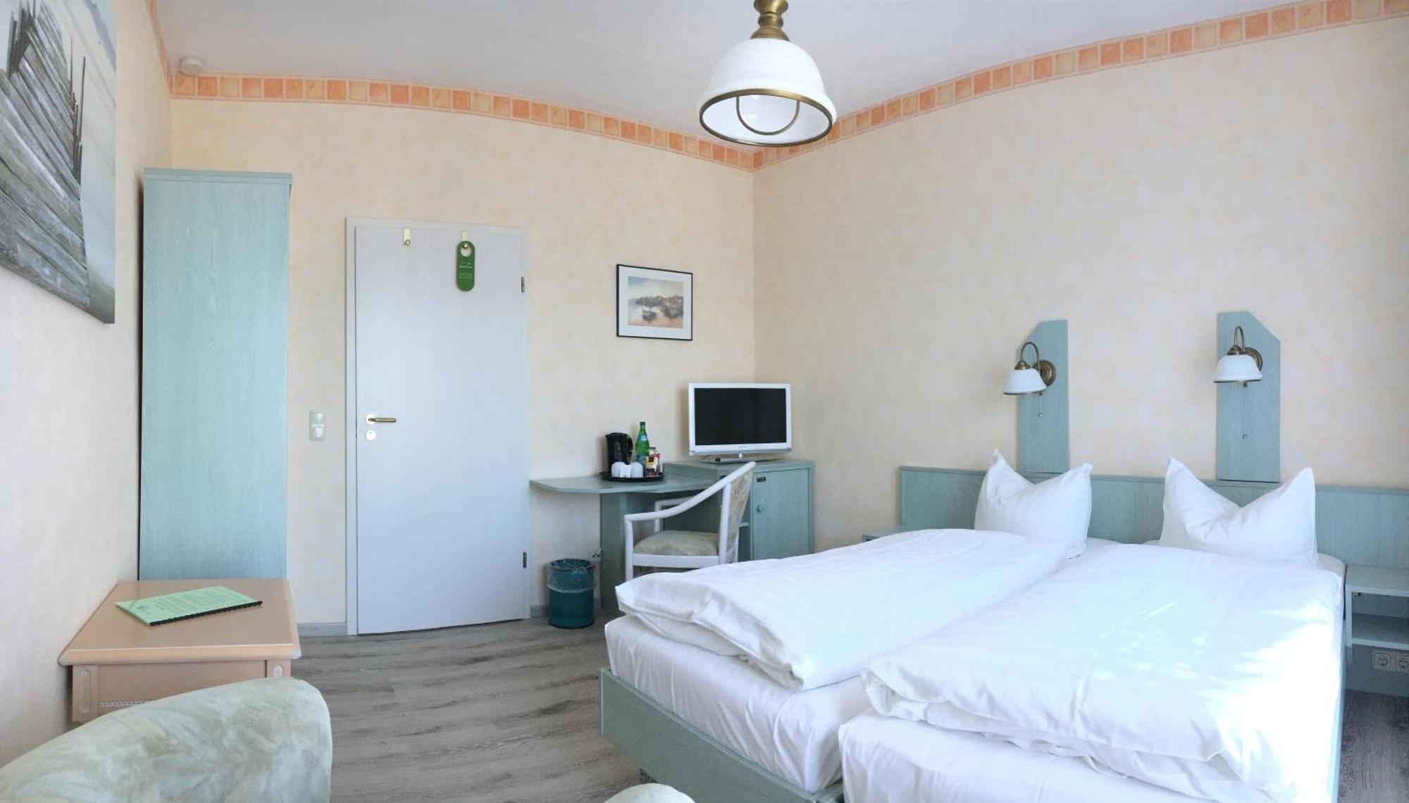 Kastanienhof Hotel Garni Zinnowitz Chambre photo