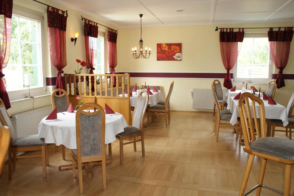Kastanienhof Hotel Garni Zinnowitz Extérieur photo