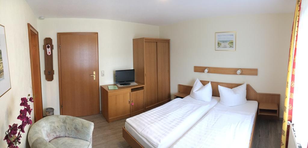 Kastanienhof Hotel Garni Zinnowitz Chambre photo